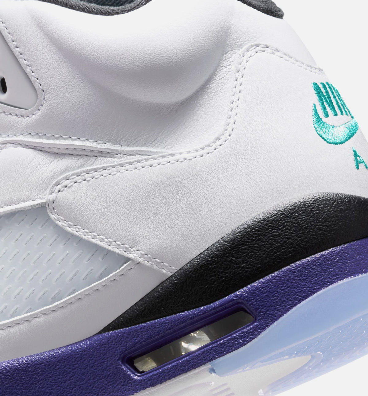 Air Jordan 5 Retro Grape Men’s Lifestyle Shoe – White/New Emerald/Grape Ice/Black