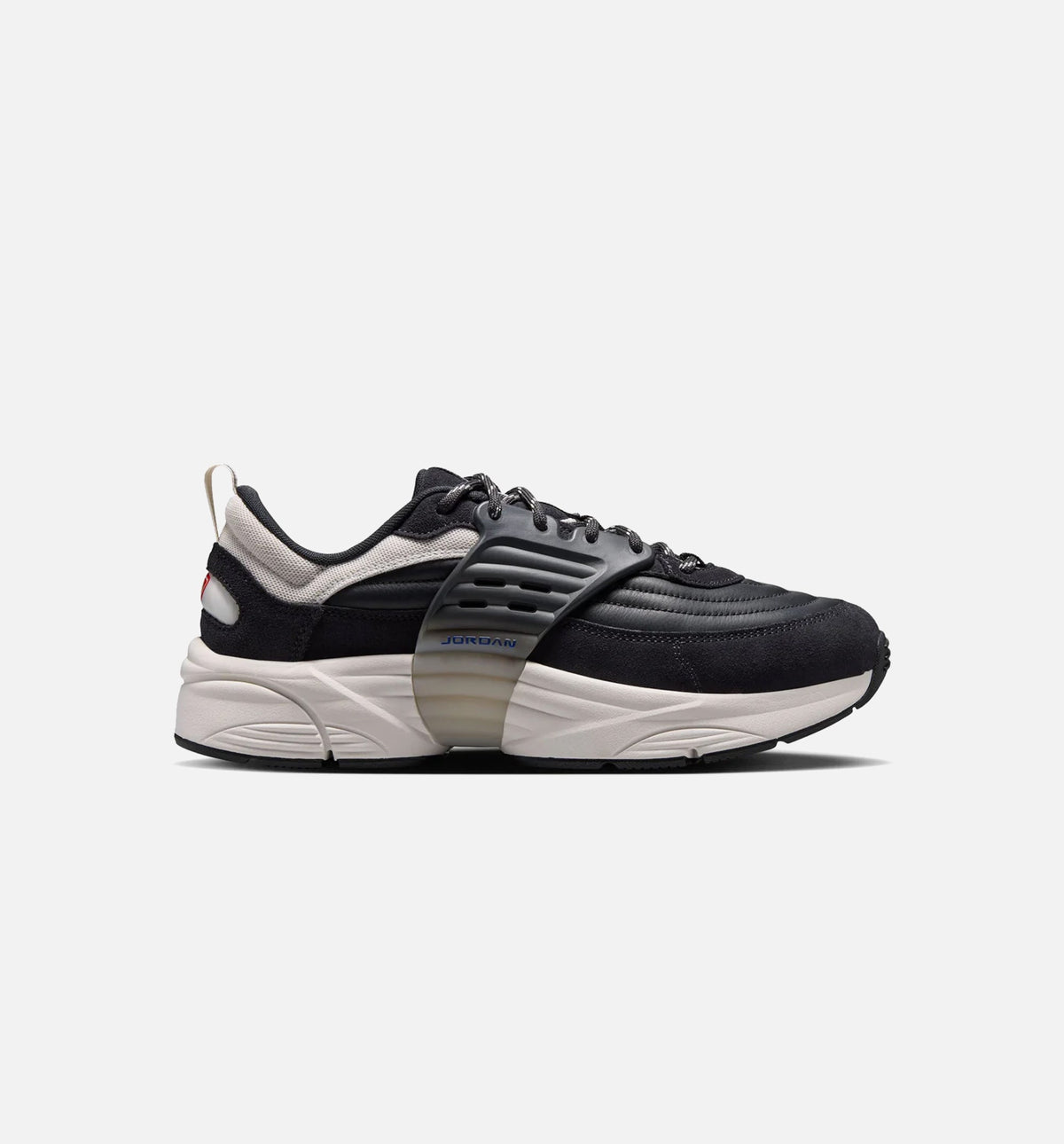 Trunner OS SE Men’s Lifestyle Shoe – Off Noir/University Red/Phantom