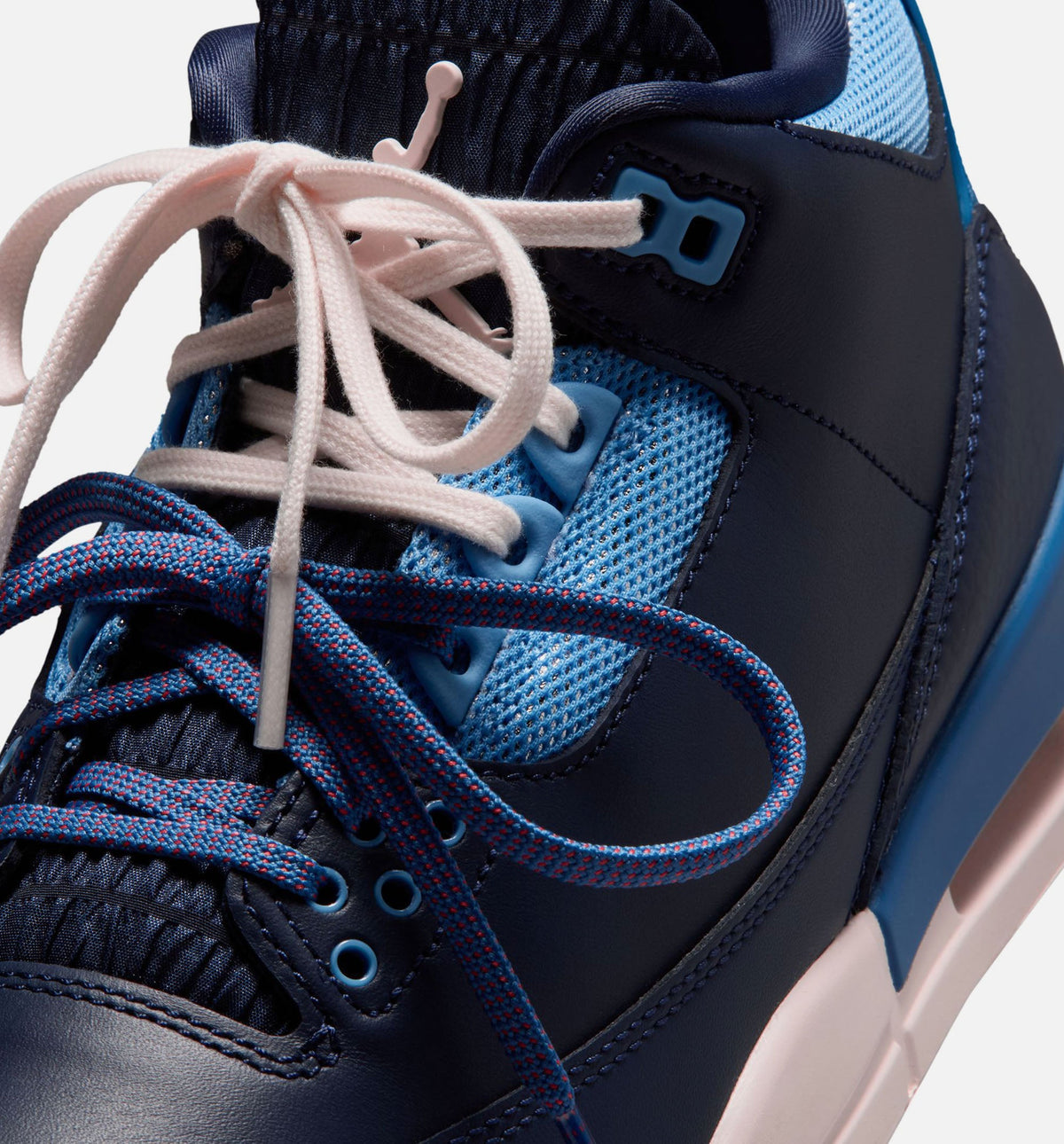 Air Jordan 3 Retro Sport Renaissance Women’s Lifestyle Shoe – Obsidian/Chalk/Track Red