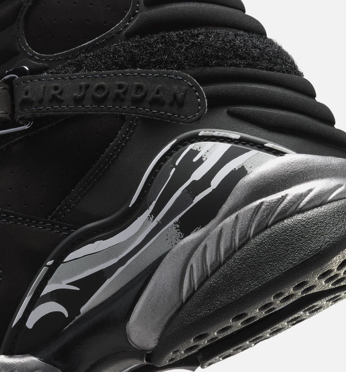 Air Jordan 8 Retro Chrome Black and Light Graphite Grade School Lifestyle Shoe – Black/White/Light Graphite