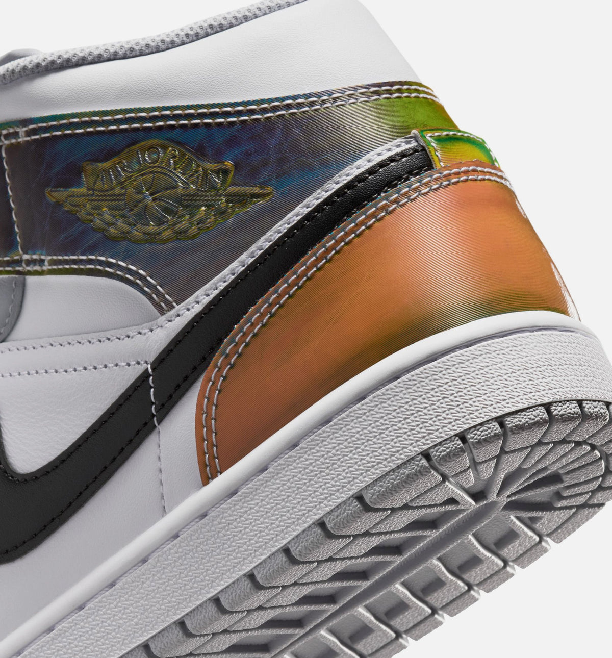 Air Jordan 1 Mid SE Men’s Lifestyle Shoe – Black/White/Wolf Grey