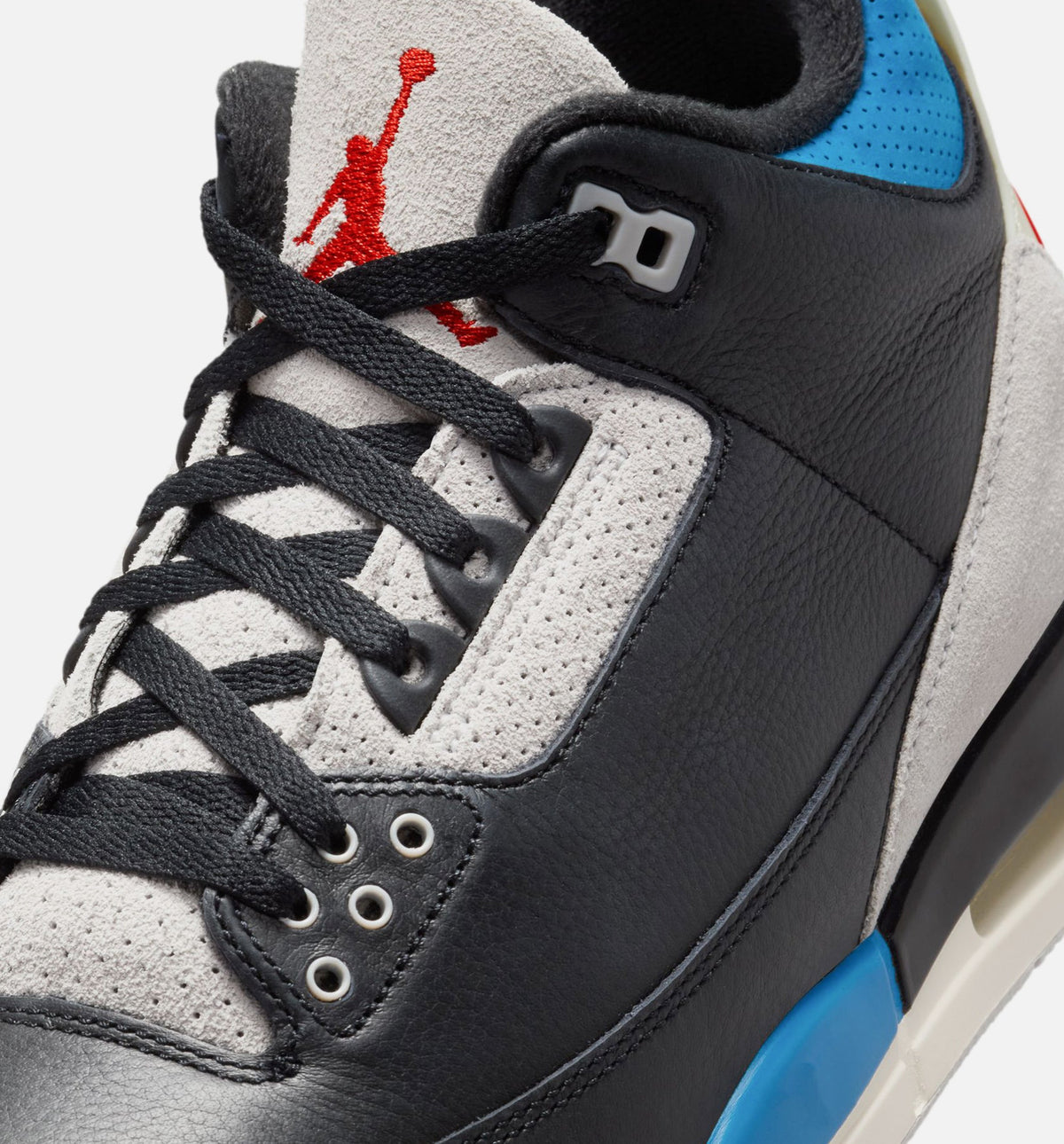 Air Jordan 3 Retro OG Rare Air Men’s Lifestyle Shoe – Black/Chile Red/Neutral Grey