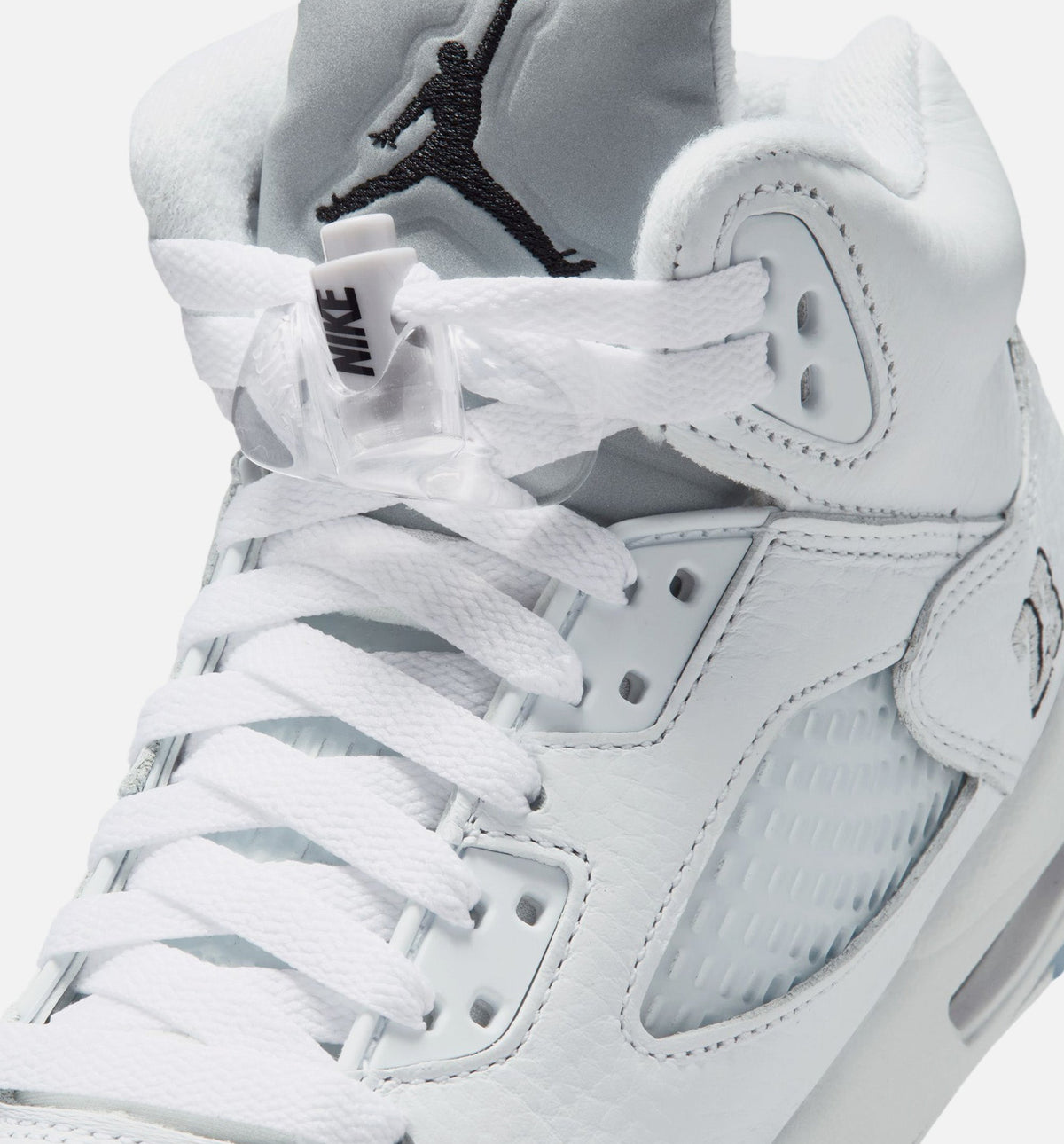 Air Jordan 5 Retro OG White Metallic Grade School Lifestyle Shoe – White/Black/Metallic Silver