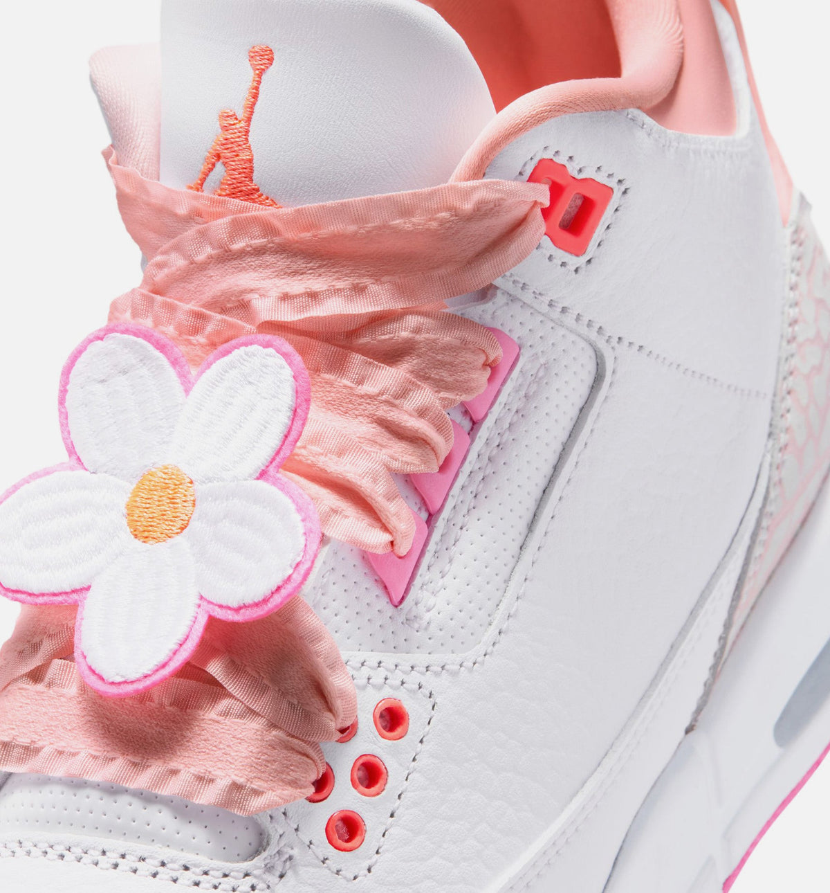 Air Jordan 3 Retro Spring Flowers Grade School Lifestyle Shoe – Pearl Pink/Pink Bloom/Pink Glow/Hyper Orange