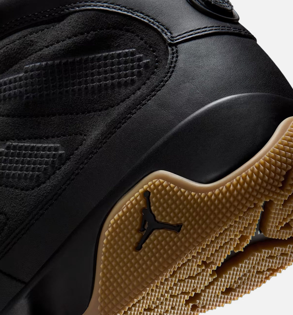 Air Jordan 9 Retro Men’s Lifestyle Boot – Black/Black/Gum Light Brown
