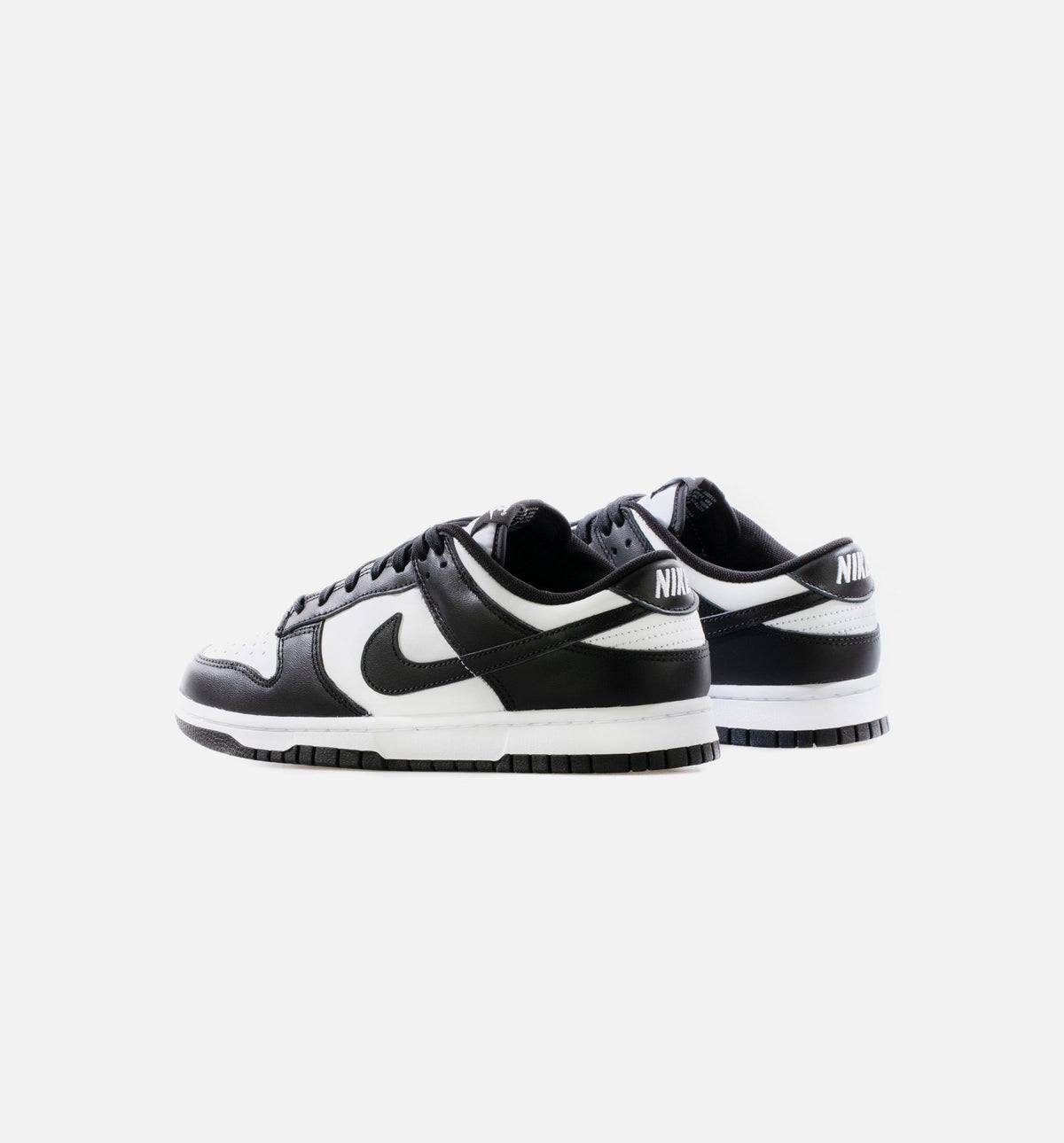 Dunk Low Men’s Lifestyle Shoe – Black/White